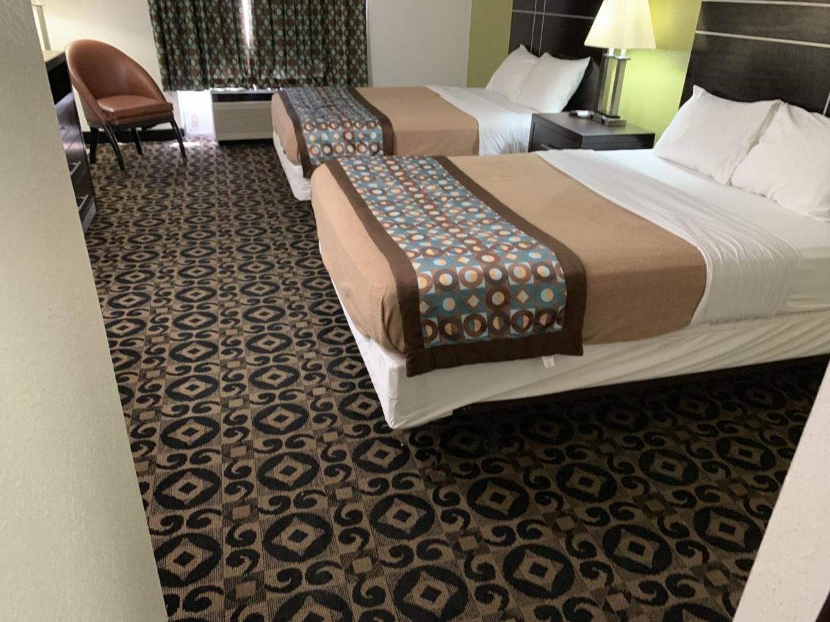 King'S Inn Торингтън Екстериор снимка
