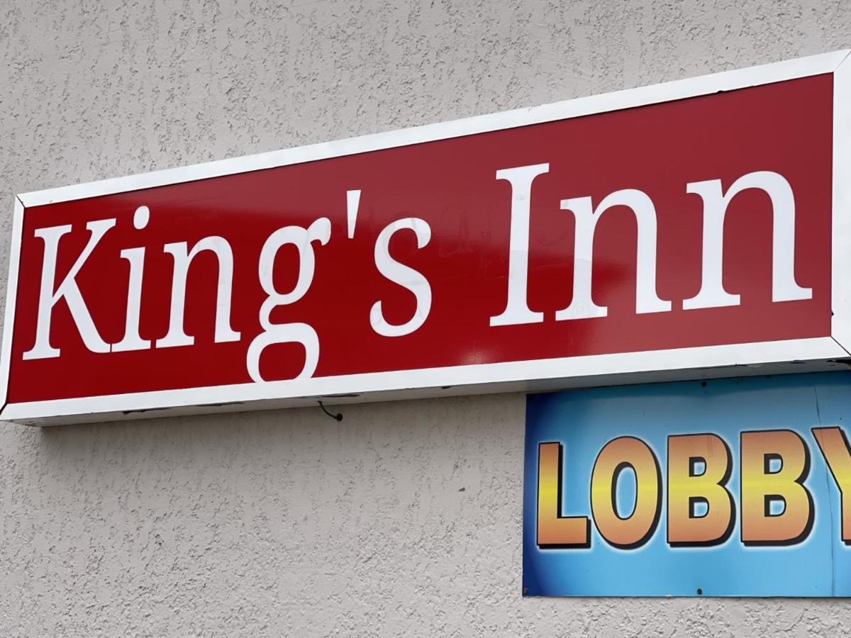 King'S Inn Торингтън Екстериор снимка